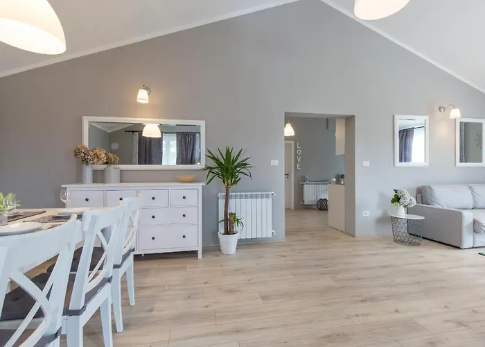 Franka Villa Labin (Istria)